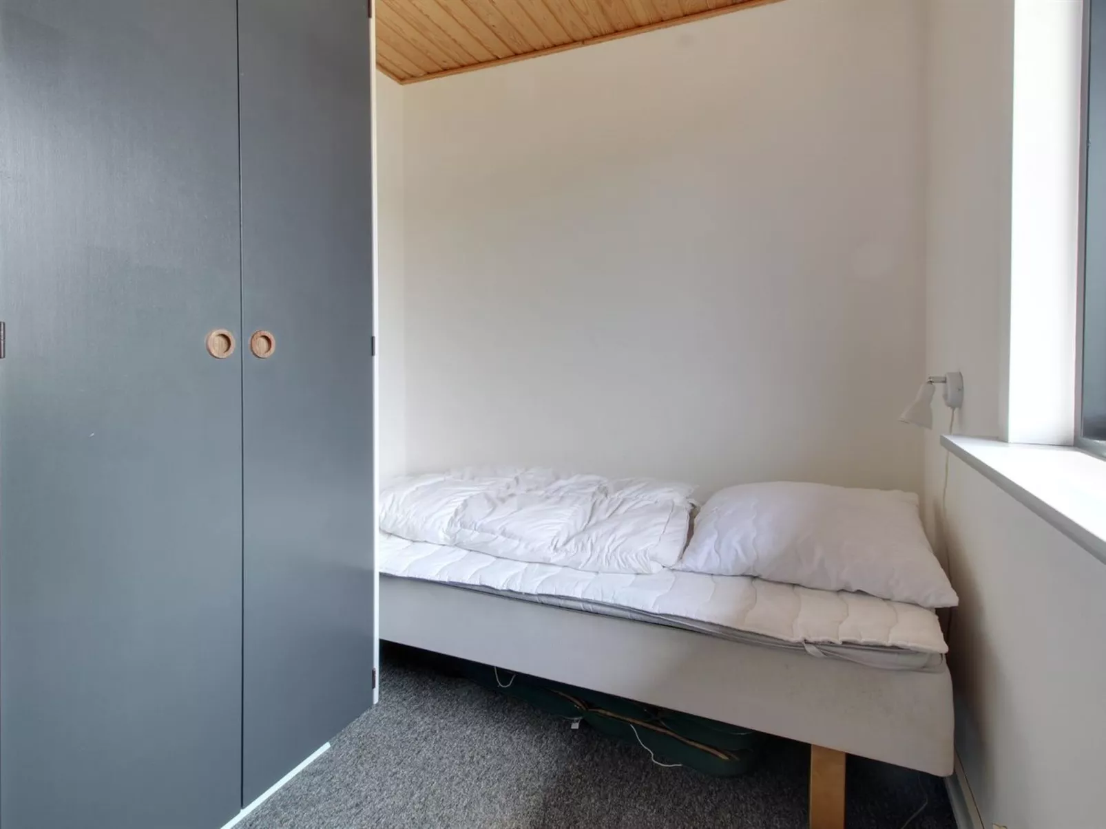 "Sophine" - 50m from the sea-Binnen