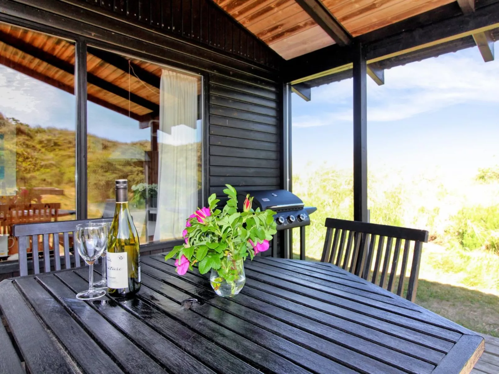 "Tulir" - 300m from the sea-Buiten