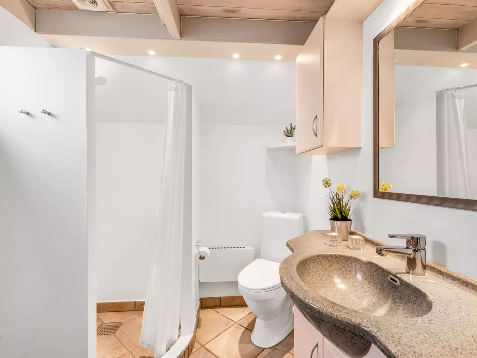 "Eringisl" - 50m from the sea-Binnen