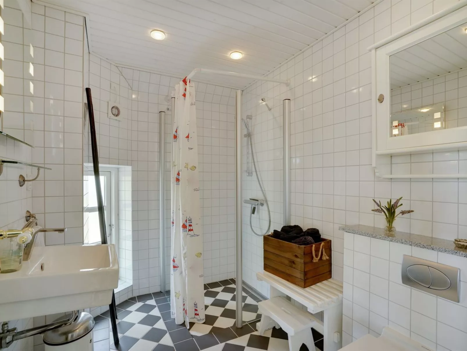 "Tamer" - 500m to the fjord-Binnen