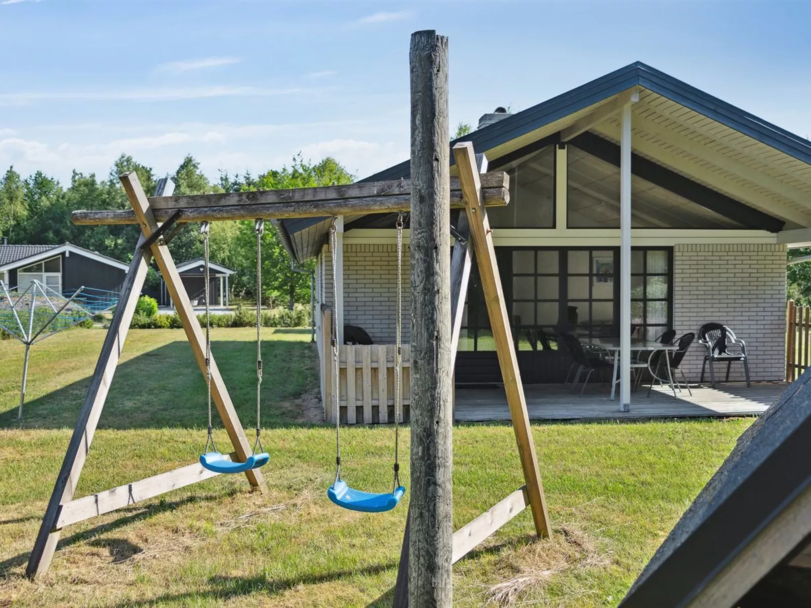 "Henny" - 1.5km from the sea-Buiten