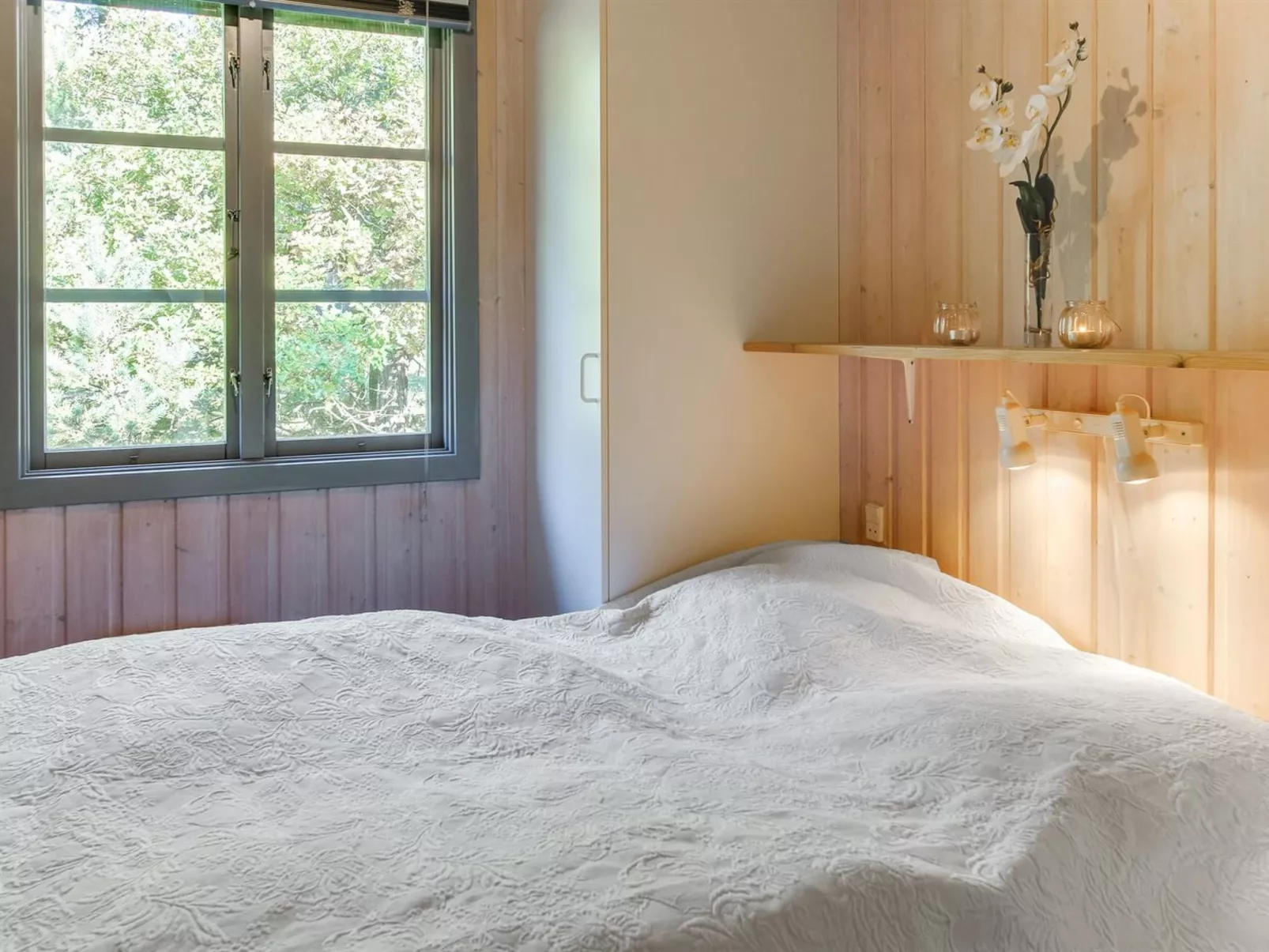 "Elona" - 950m from the sea-Binnen