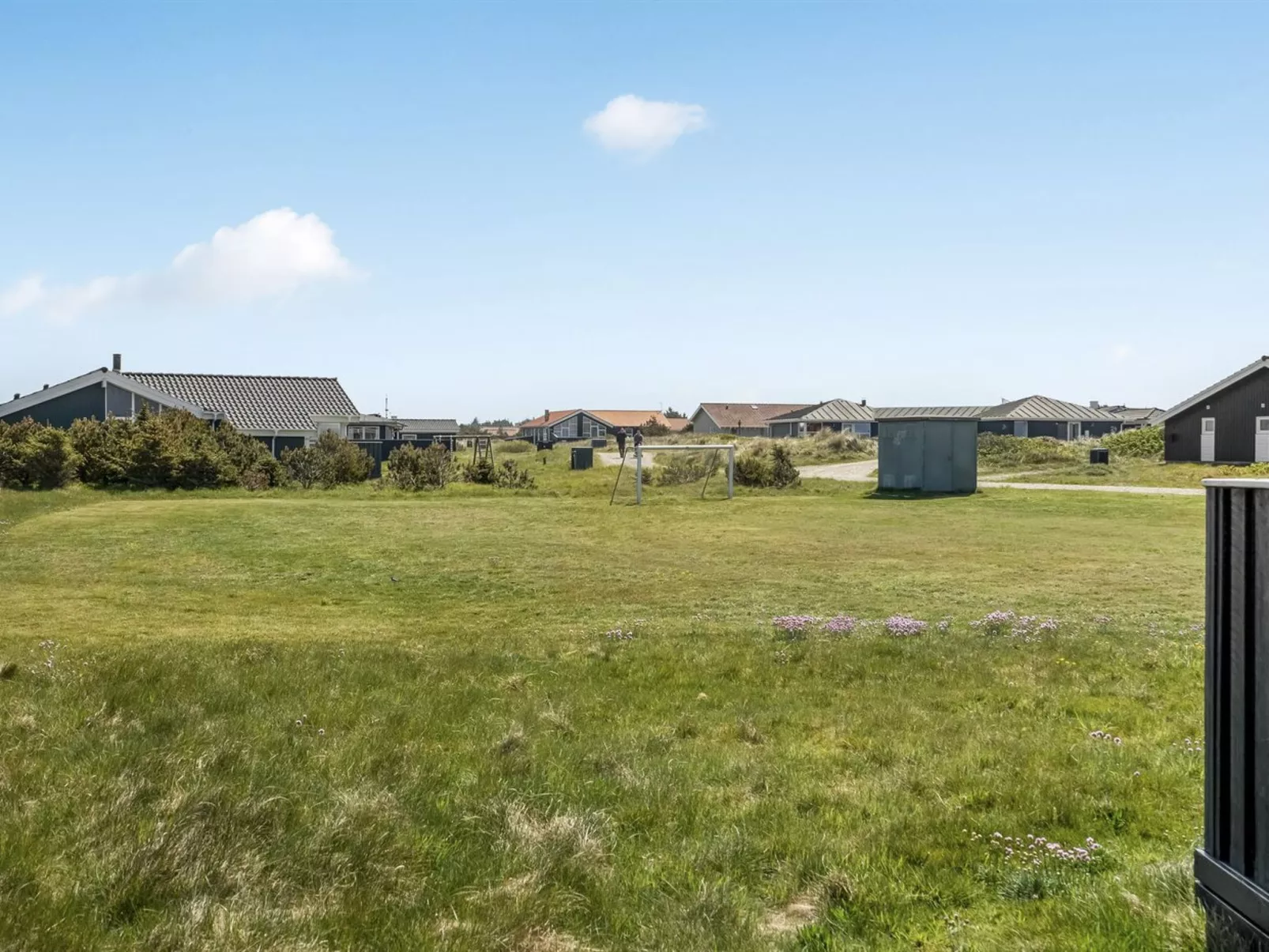 "Emppu" - 400m from the sea-Buiten