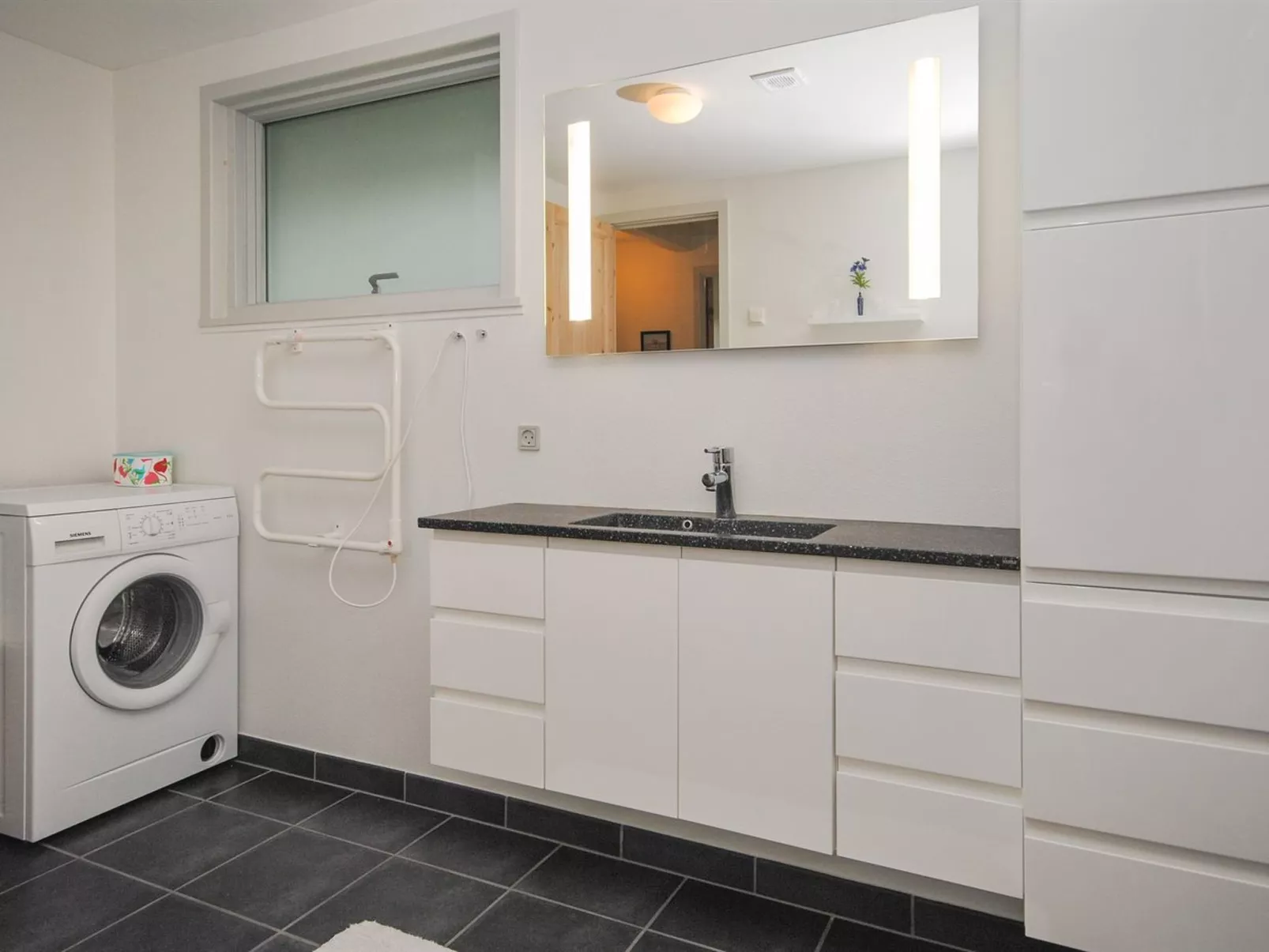 "Amber" - 500m from the sea-Binnen