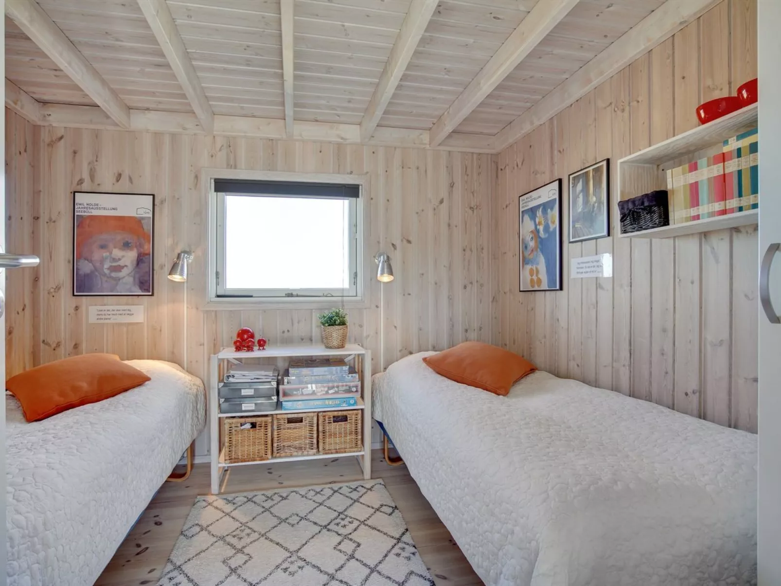 "Gila" - 250m from the sea-Binnen