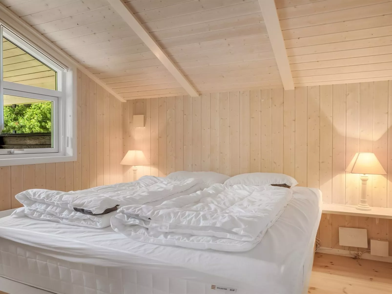 "Barnet" - 2.2km from the sea-Binnen