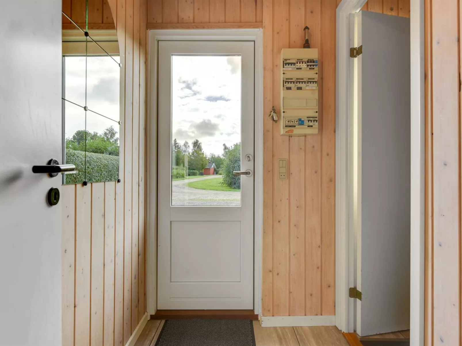 "Joona" - 600m from the sea-Binnen