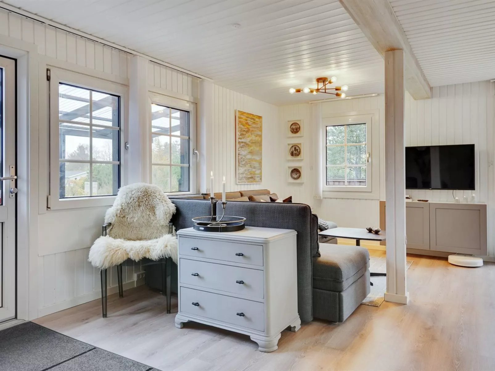 "Corina" - 100m from the sea-Binnen