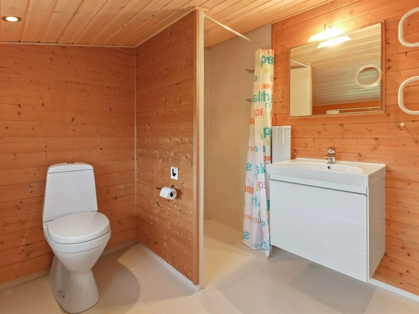 "Svenne" - 500m from the sea-Binnen