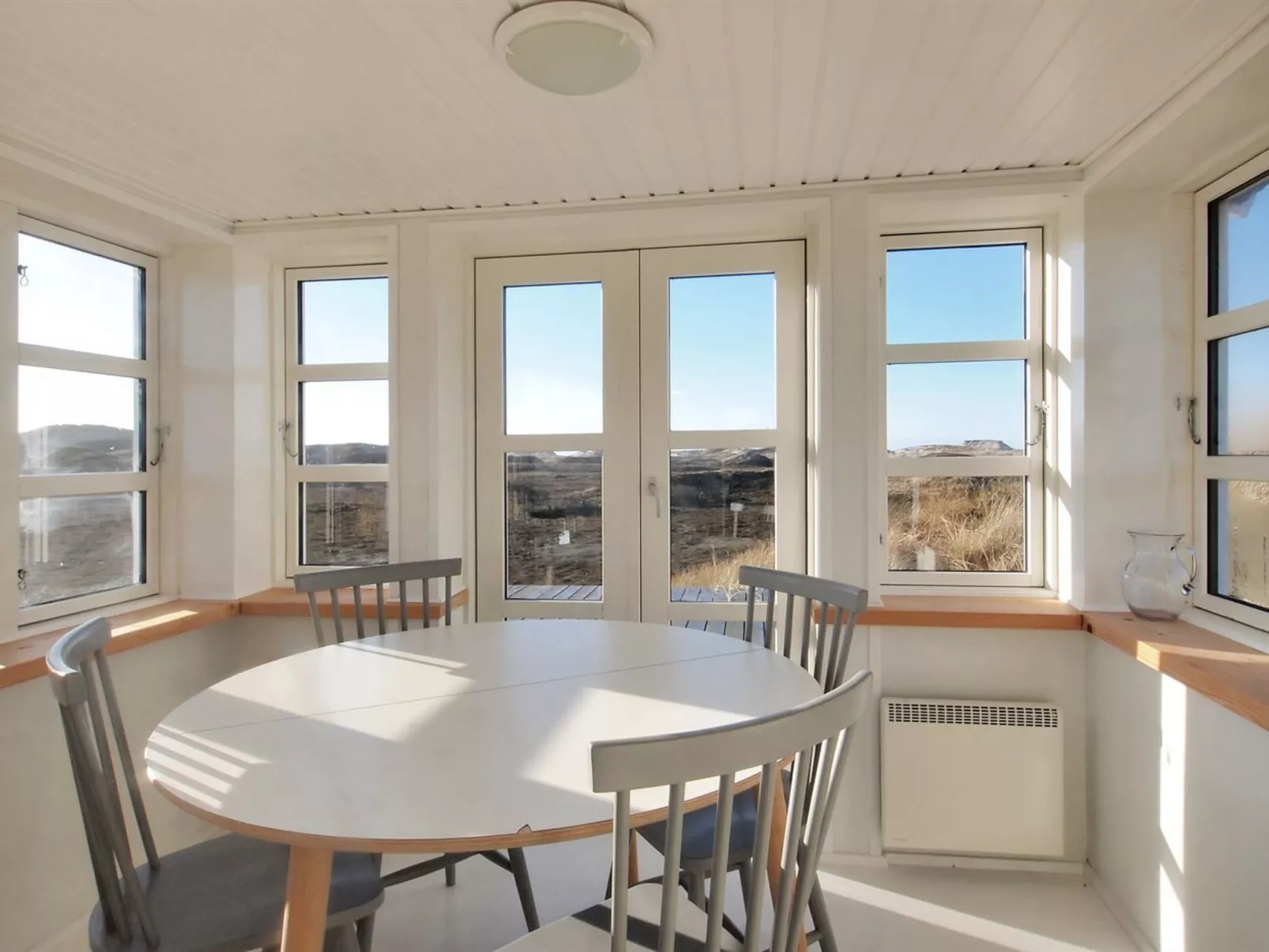 "Swanja" -  from the sea-Binnen