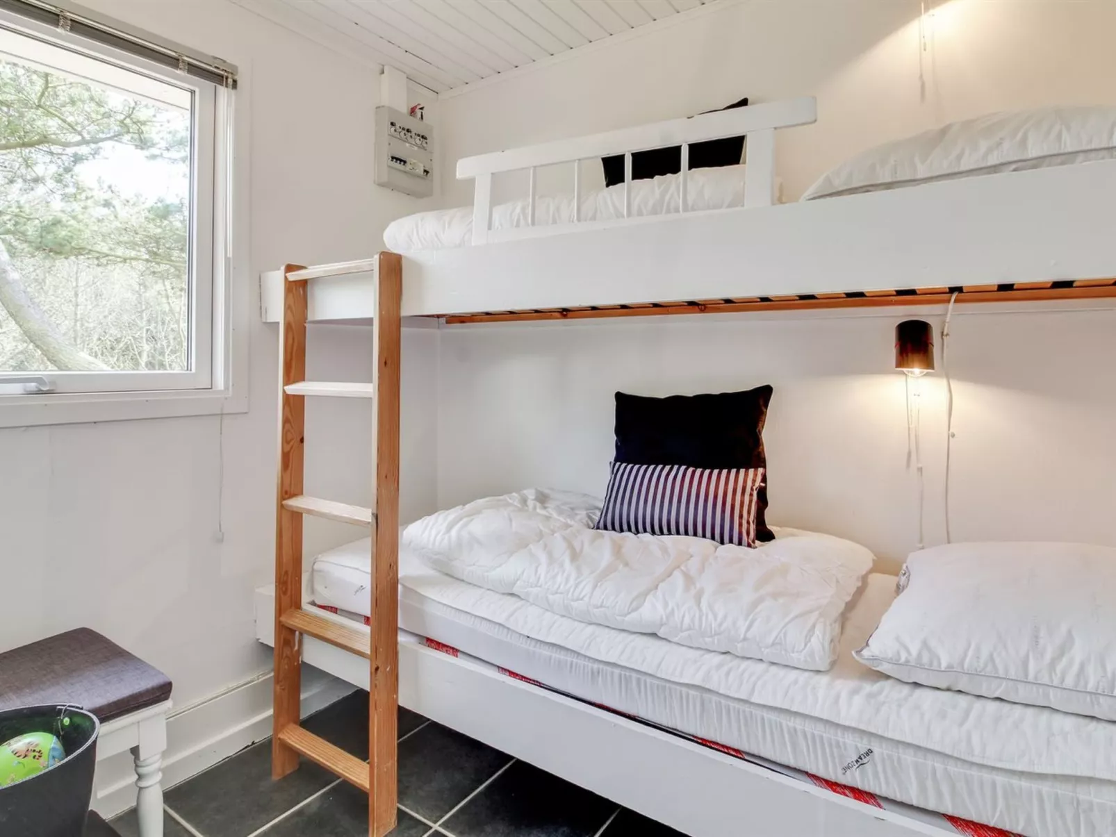 "Glady" - 500m from the sea-Binnen