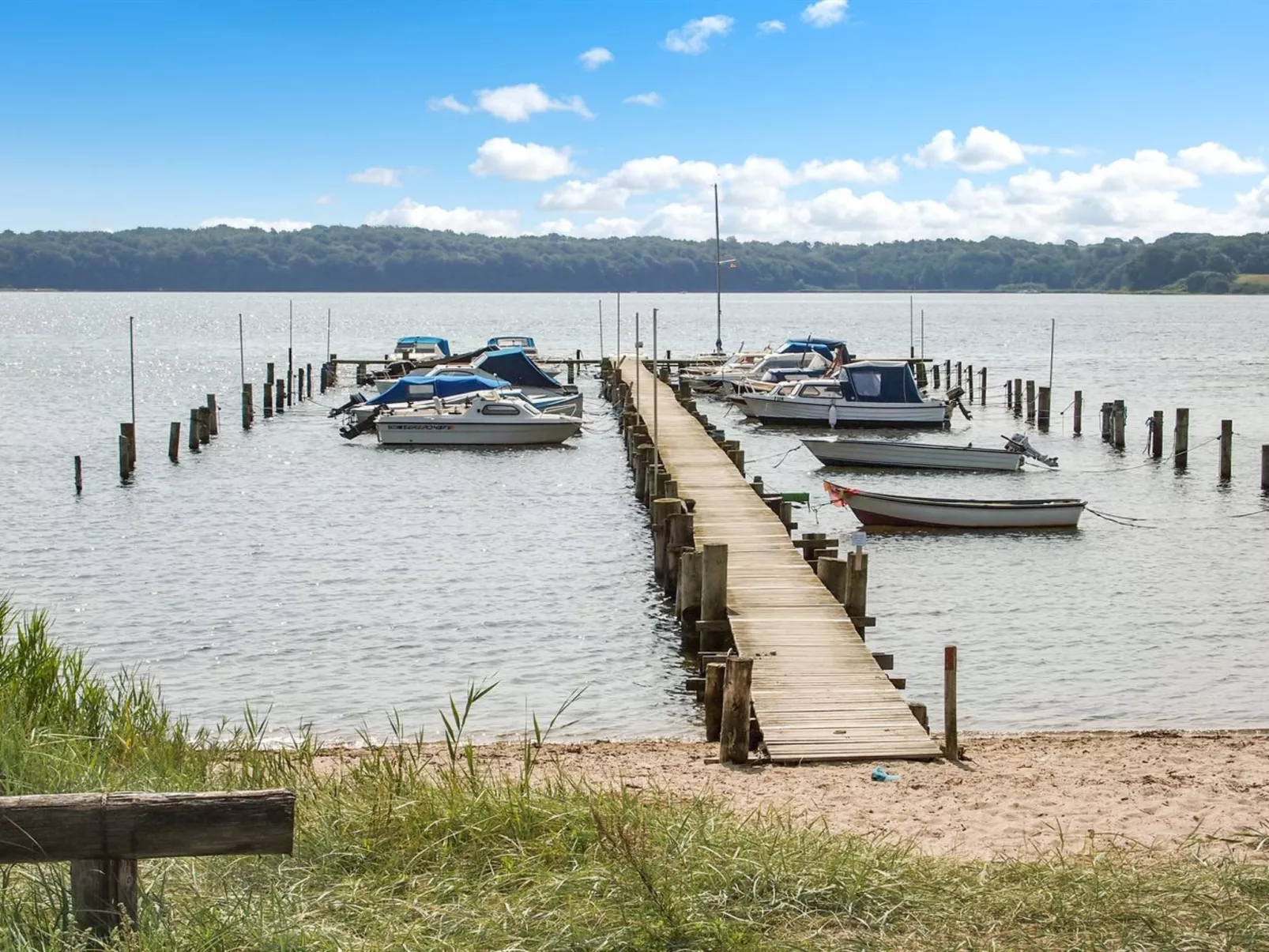 "Star" - 100m from the sea-Buiten