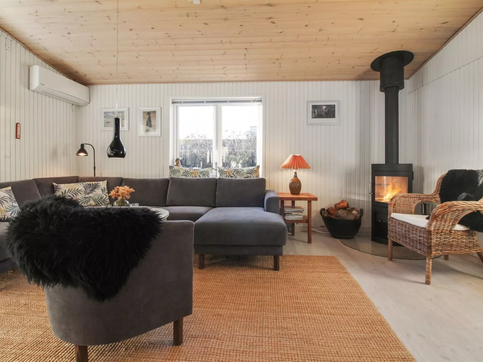 "Habbo" - 500m from the sea-Binnen