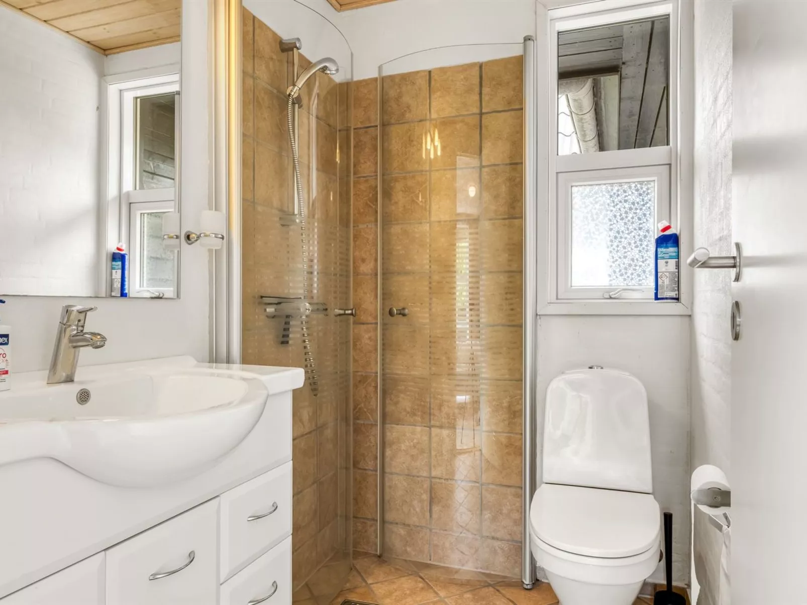 "Alfuin" - 500m from the sea-Binnen