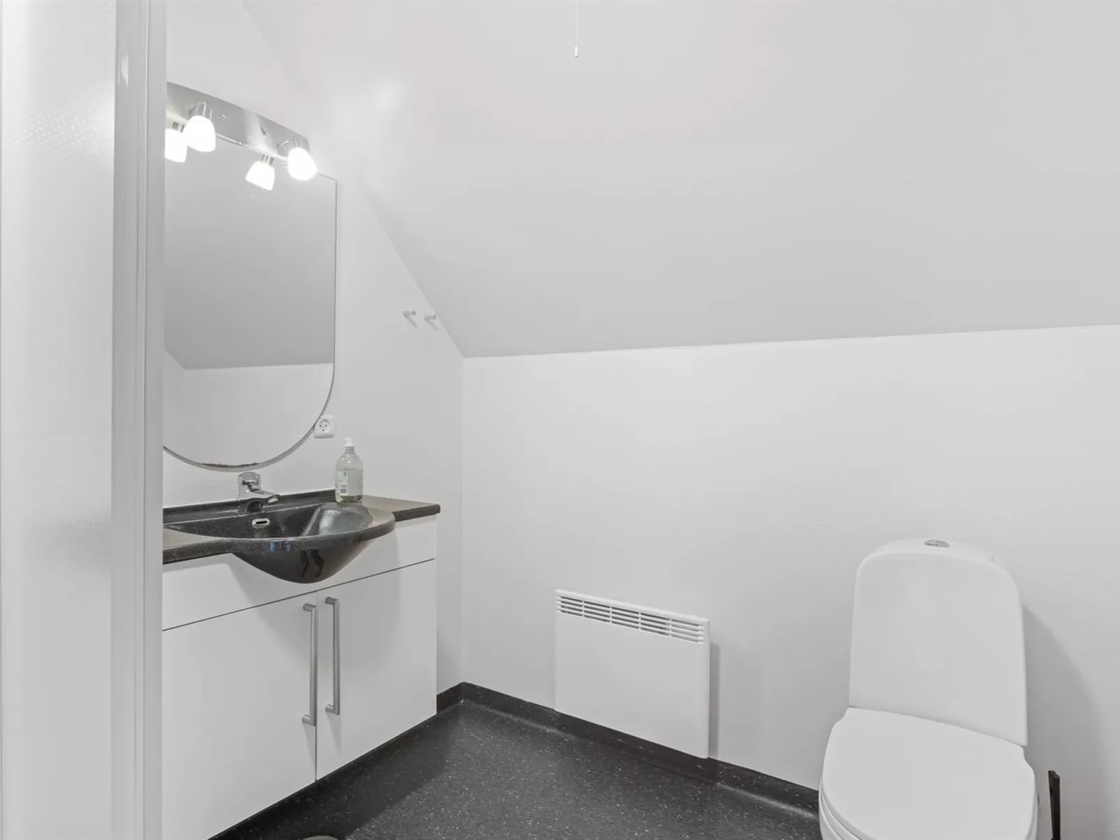 "Henrietta" - 3.5km from the sea-Binnen