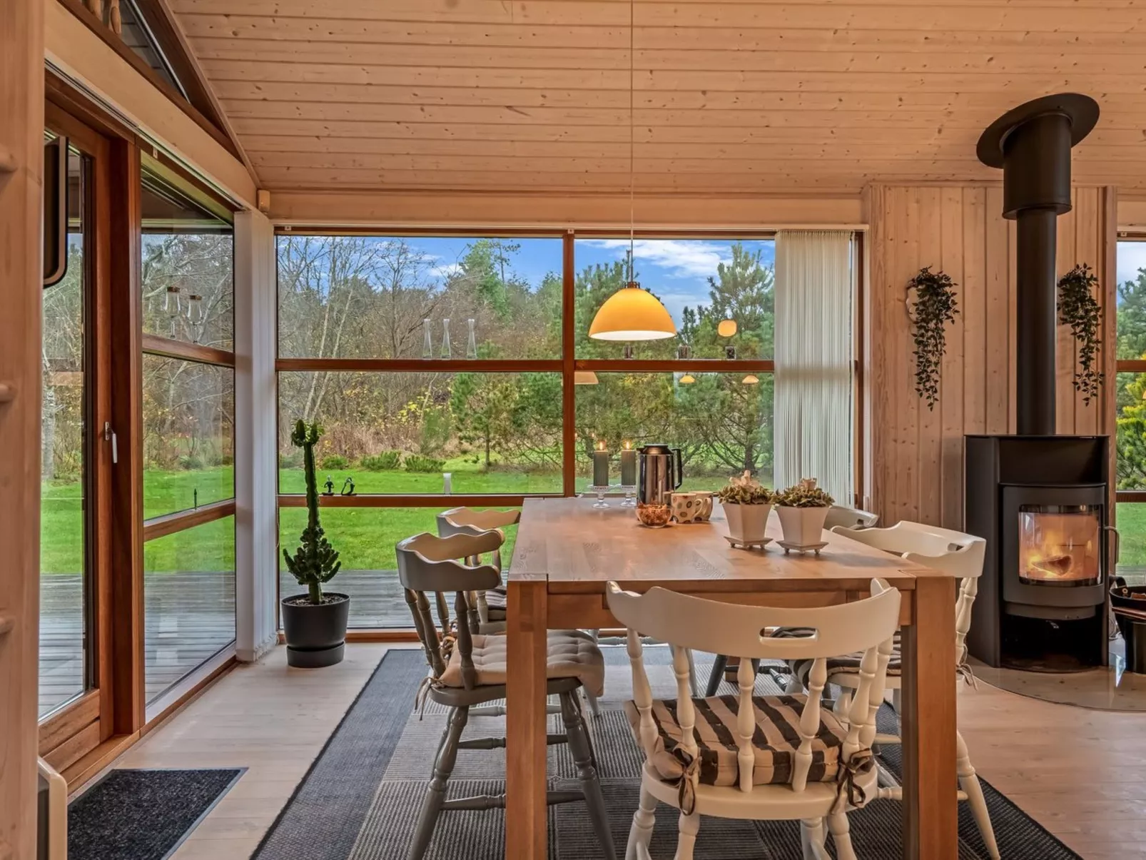 "Jelin" - 2.5km from the sea-Binnen