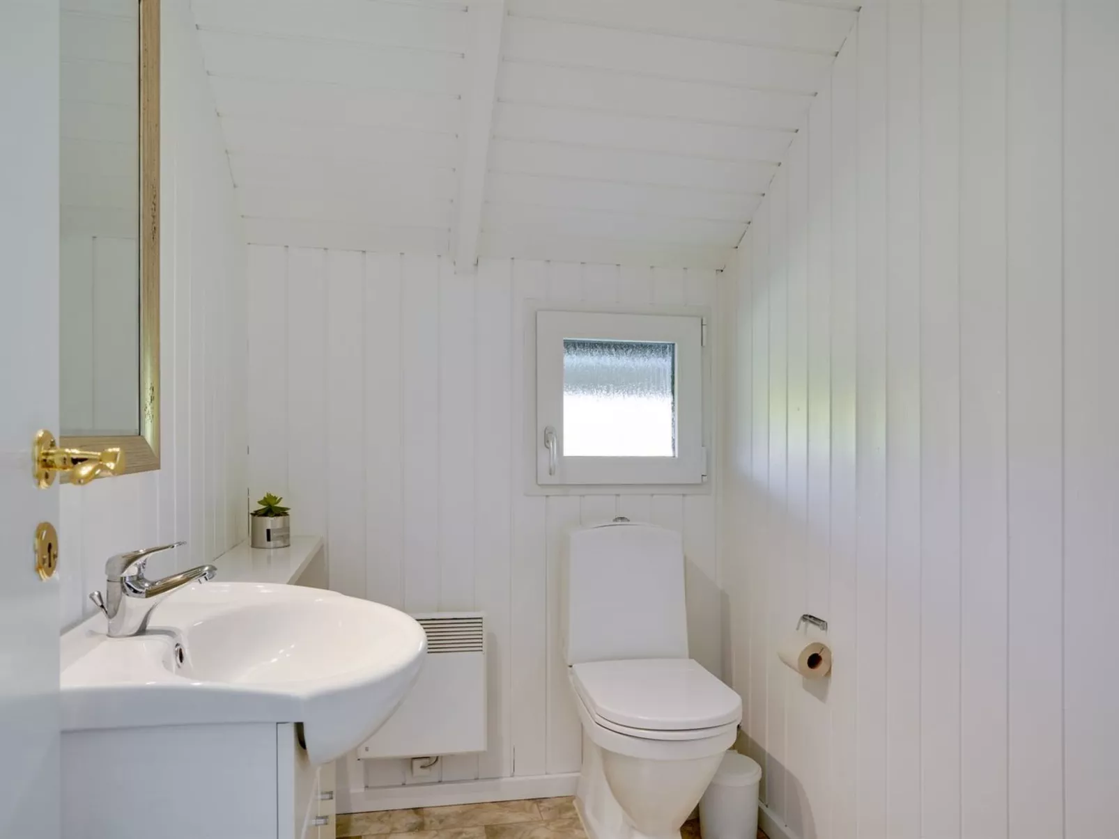 "Edvardsine" - 12km from the sea-Binnen