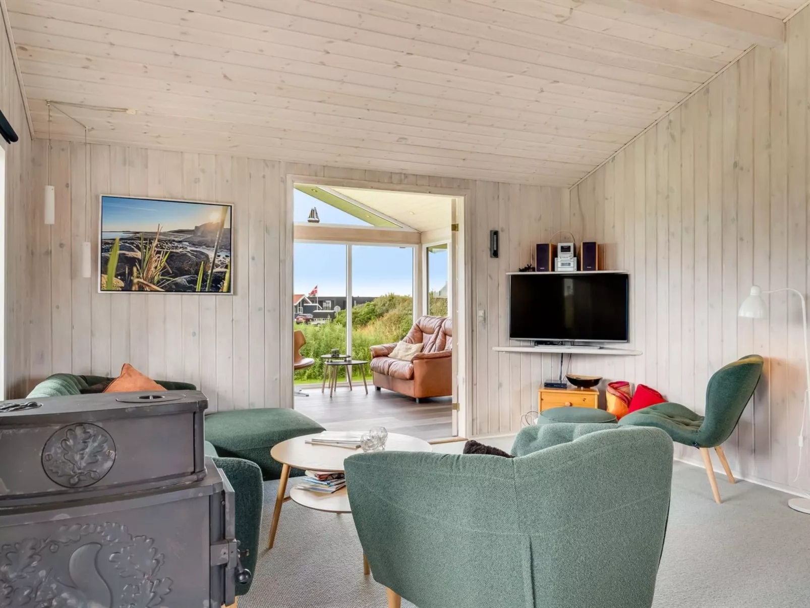 "Titta" - 150m to the fjord-Binnen