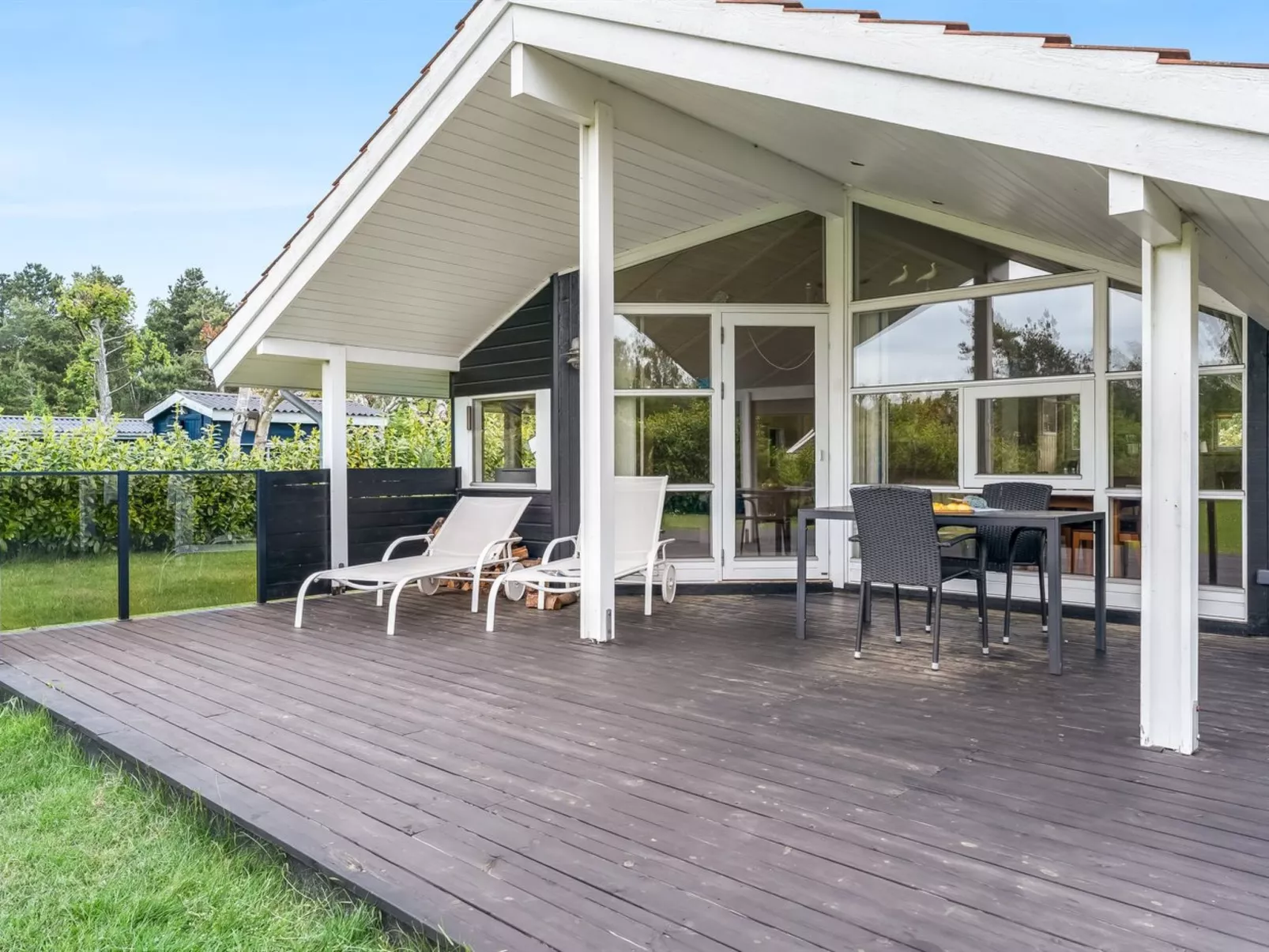 "Brynhild" - 400m from the sea-Buiten