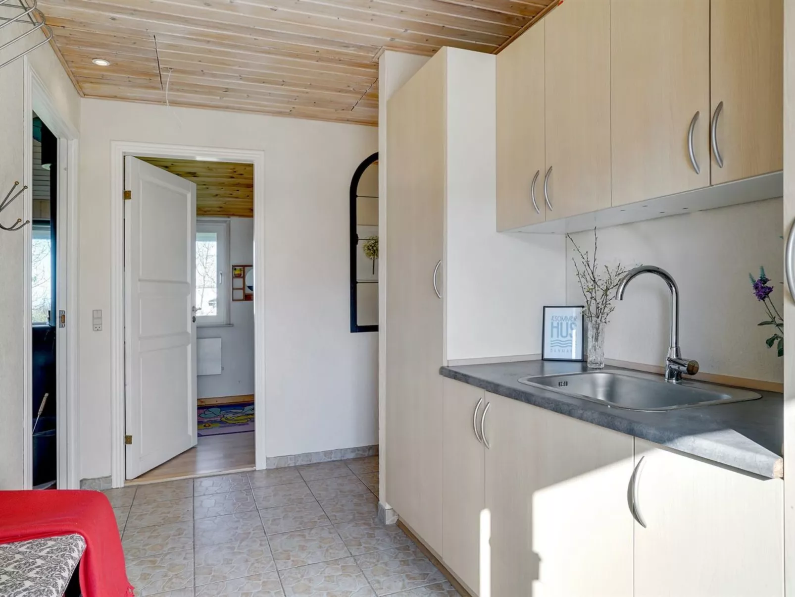 "Anselma" - 800m to the fjord-Binnen