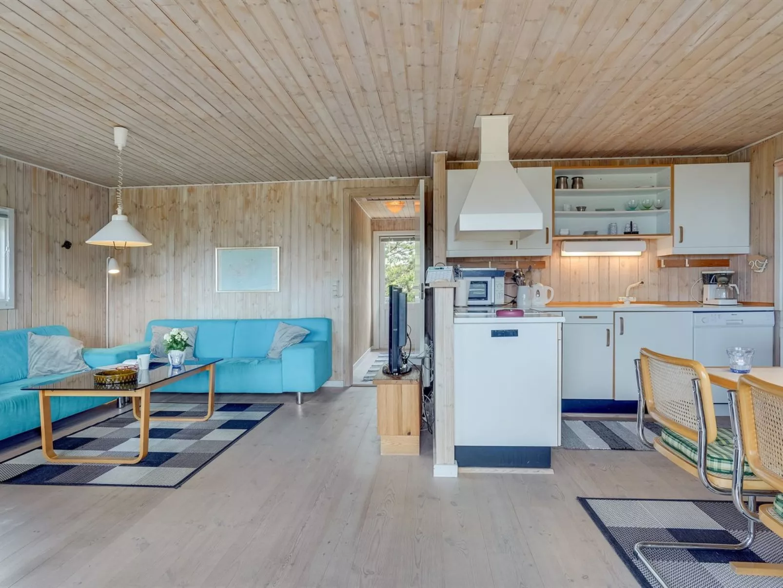 "Arun" - 150m from the sea-Binnen