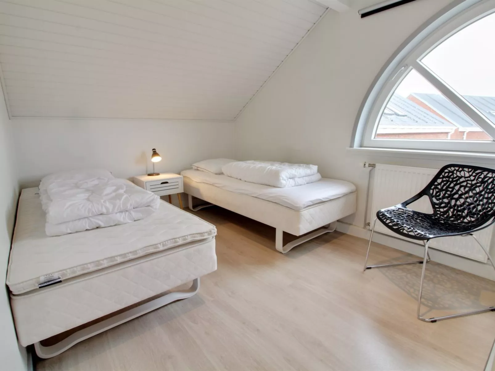 "Mirija" - 2.3km from the sea - Binnen