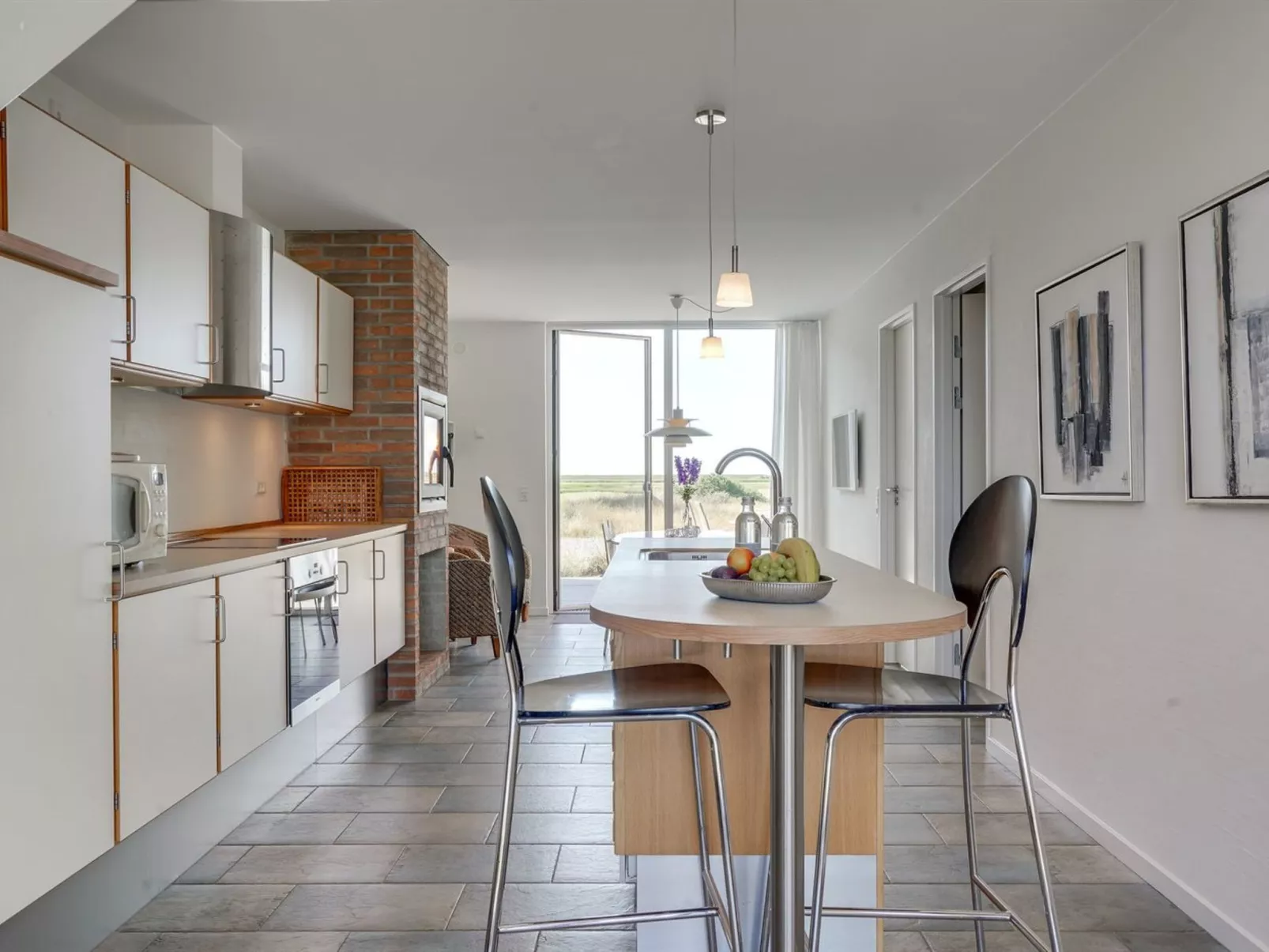 "Helgo" - 250m from the sea-Binnen