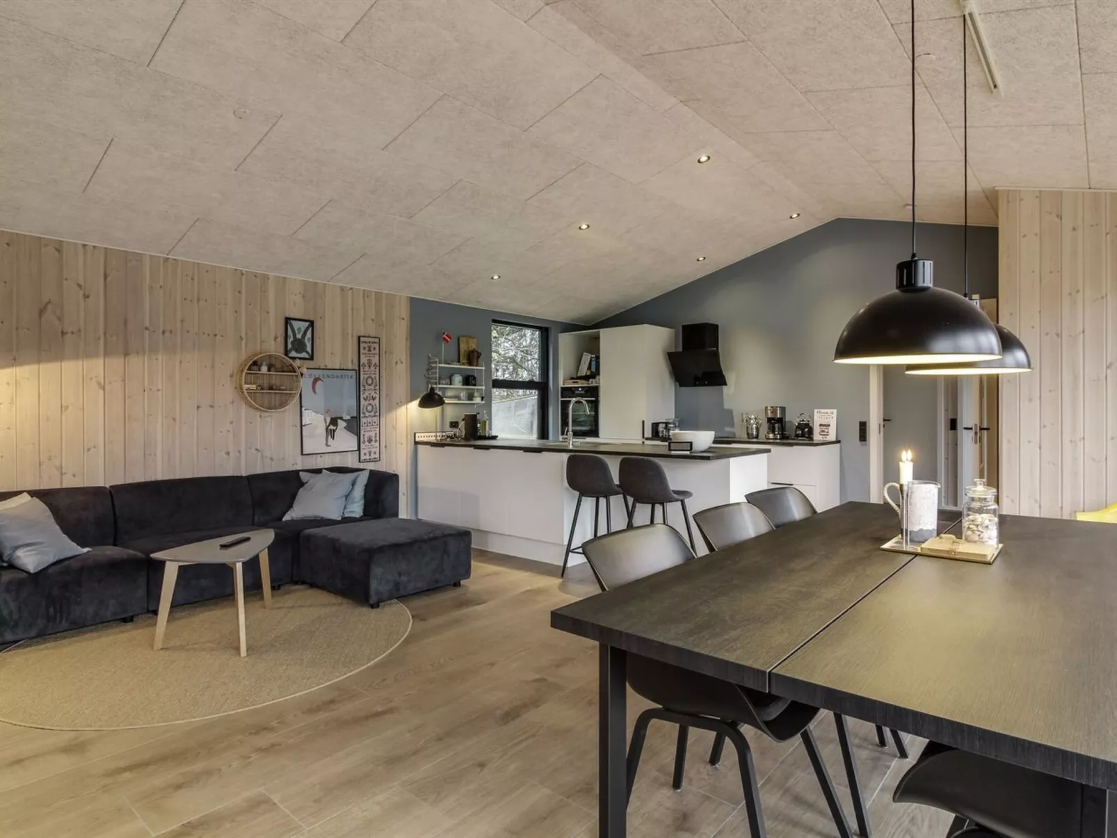 "Tatania" - 800m from the sea-Binnen