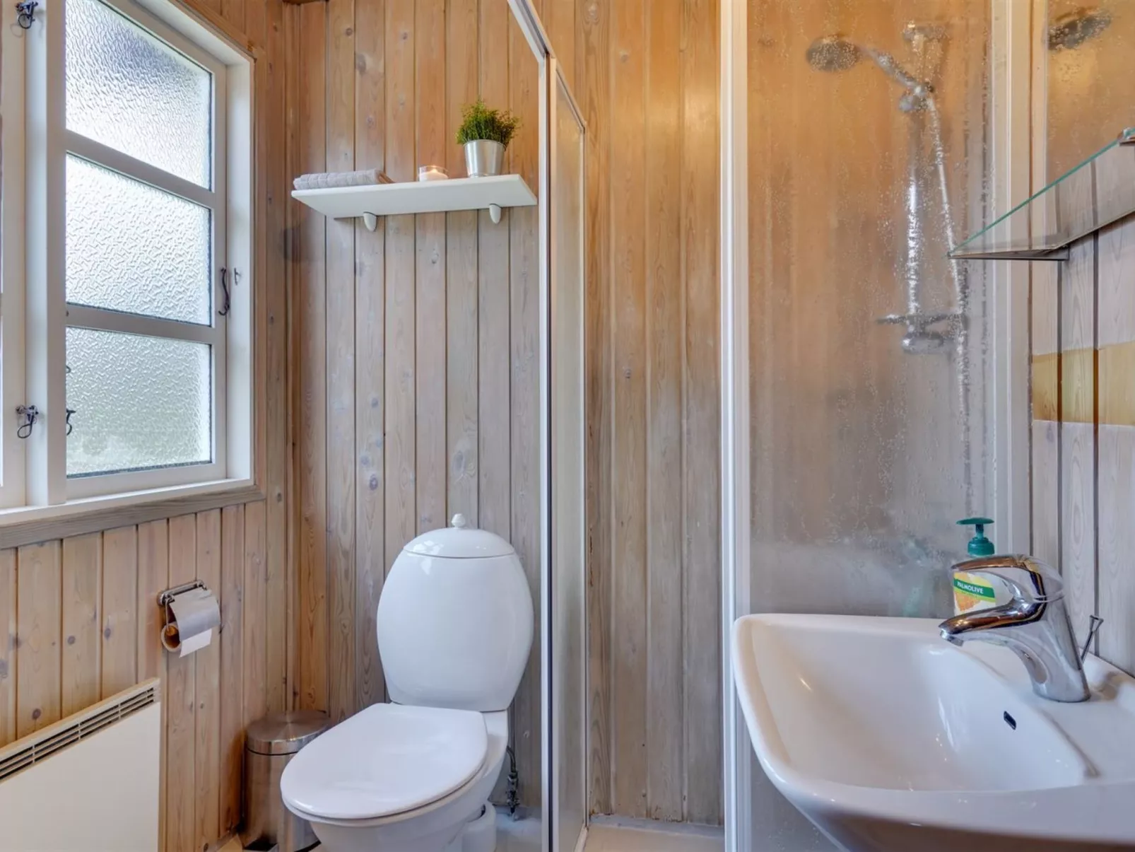 "Gizelle" - 1.5km from the sea-Binnen