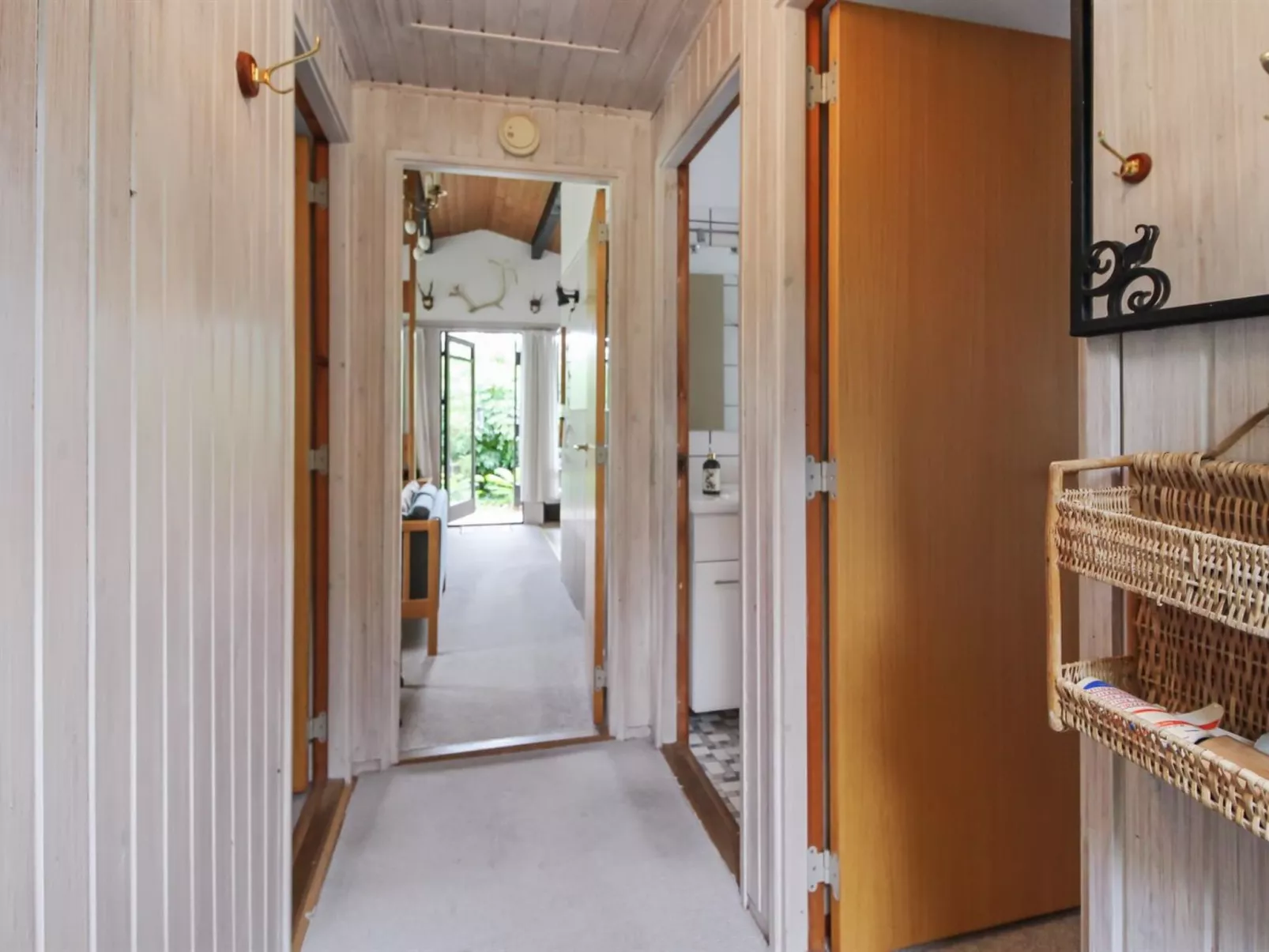 "Maya" - 900m from the sea-Binnen