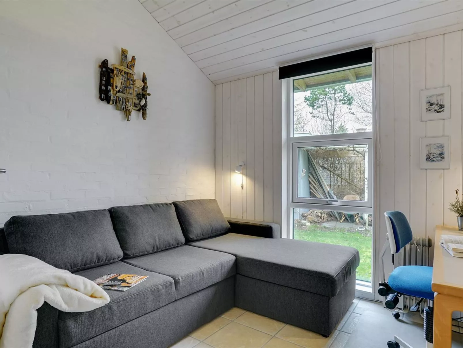 "Marlien" - 1km to the fjord-Binnen