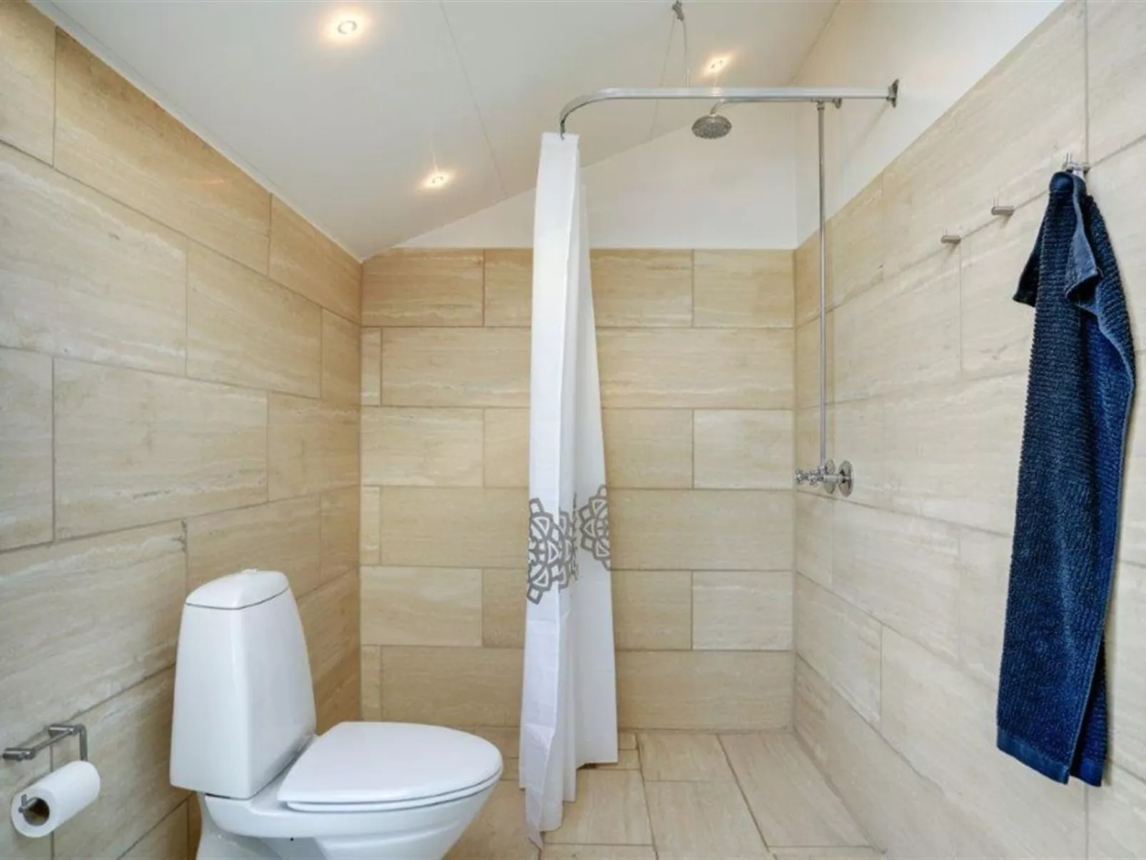 "Helin" - 100m from the sea-Binnen