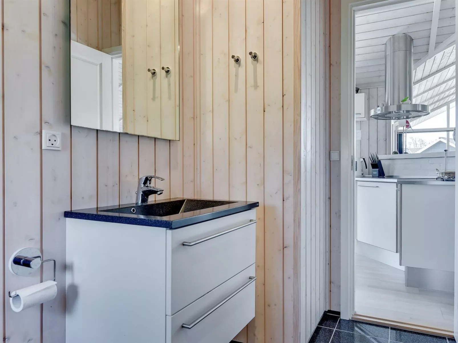 "Domna" - 800m from the sea-Binnen