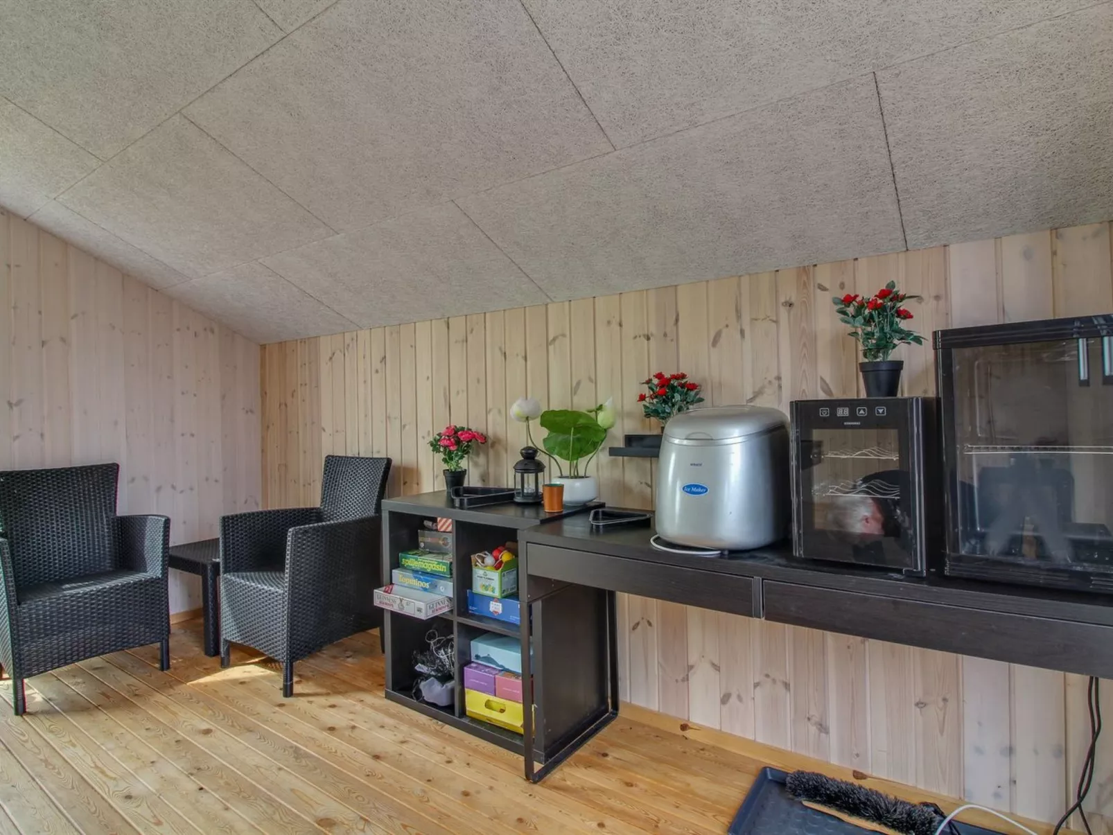 "Aldina" - 1.5km from the sea-Binnen