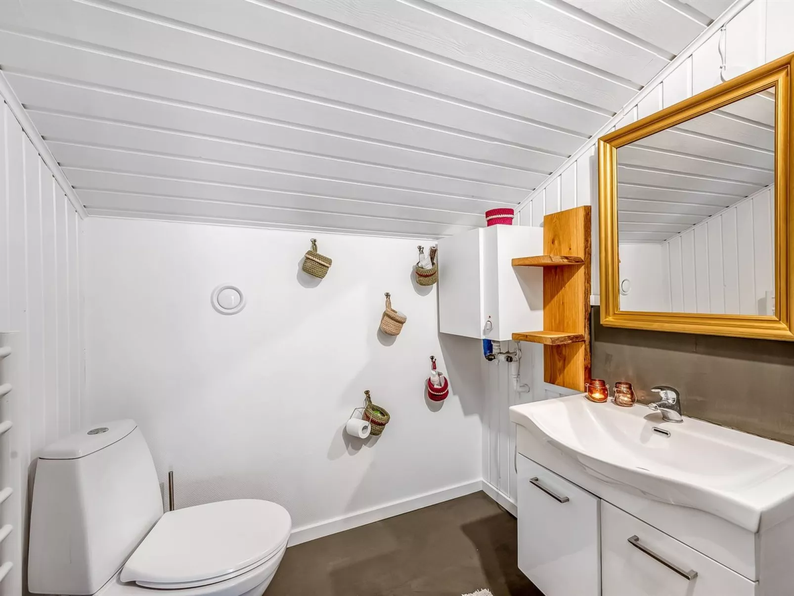 "Caya" - 450m to the fjord-Binnen