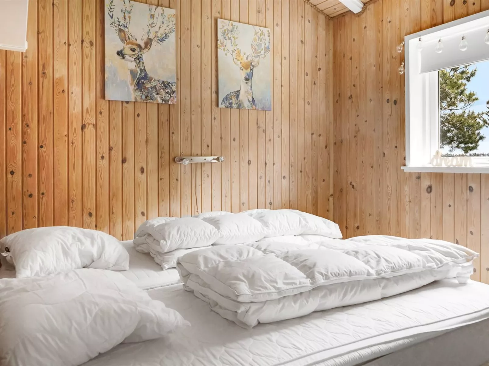 "Aja" - 900m from the sea-Binnen