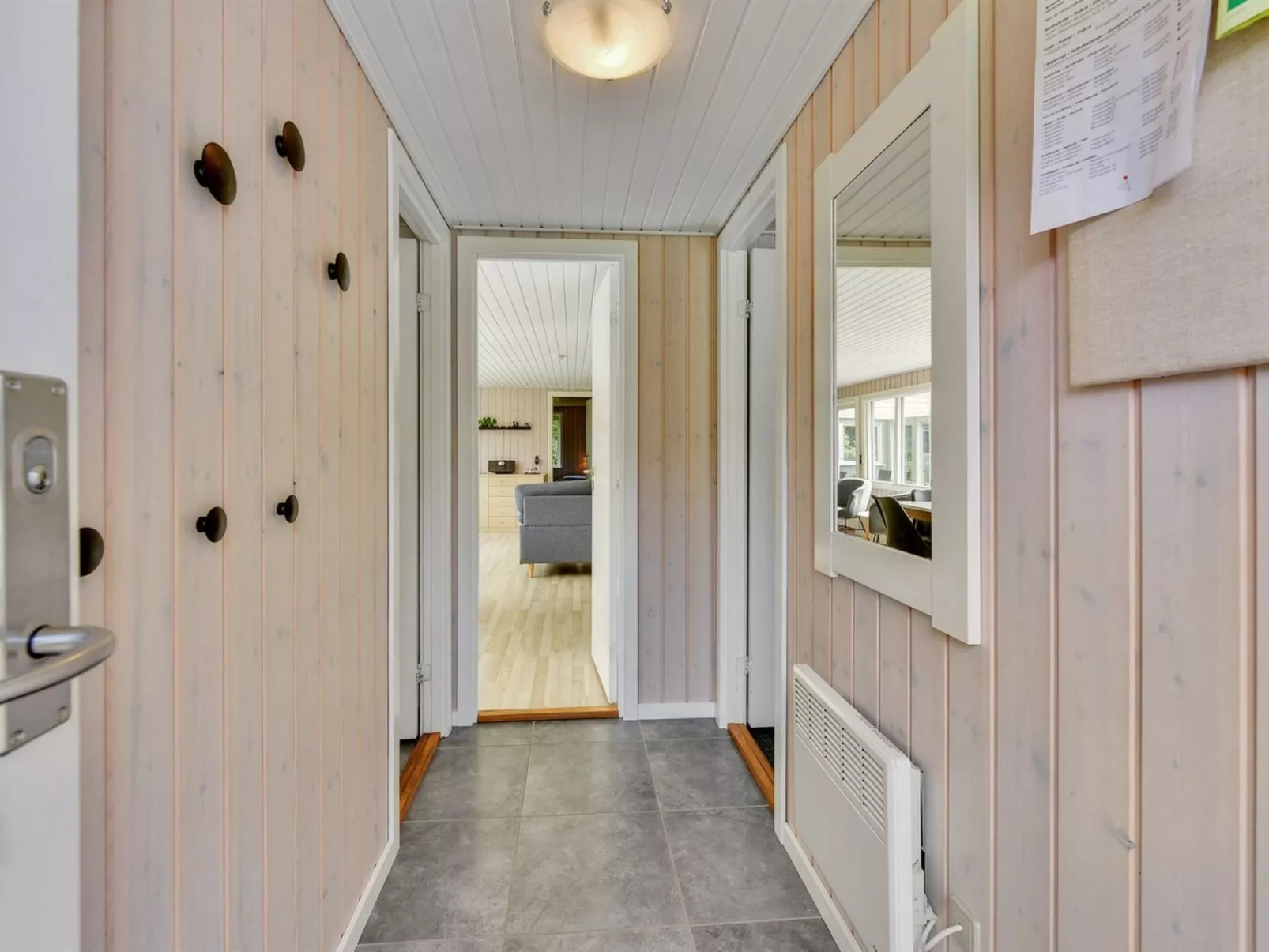 "Anabella" - 400m to the fjord-Binnen