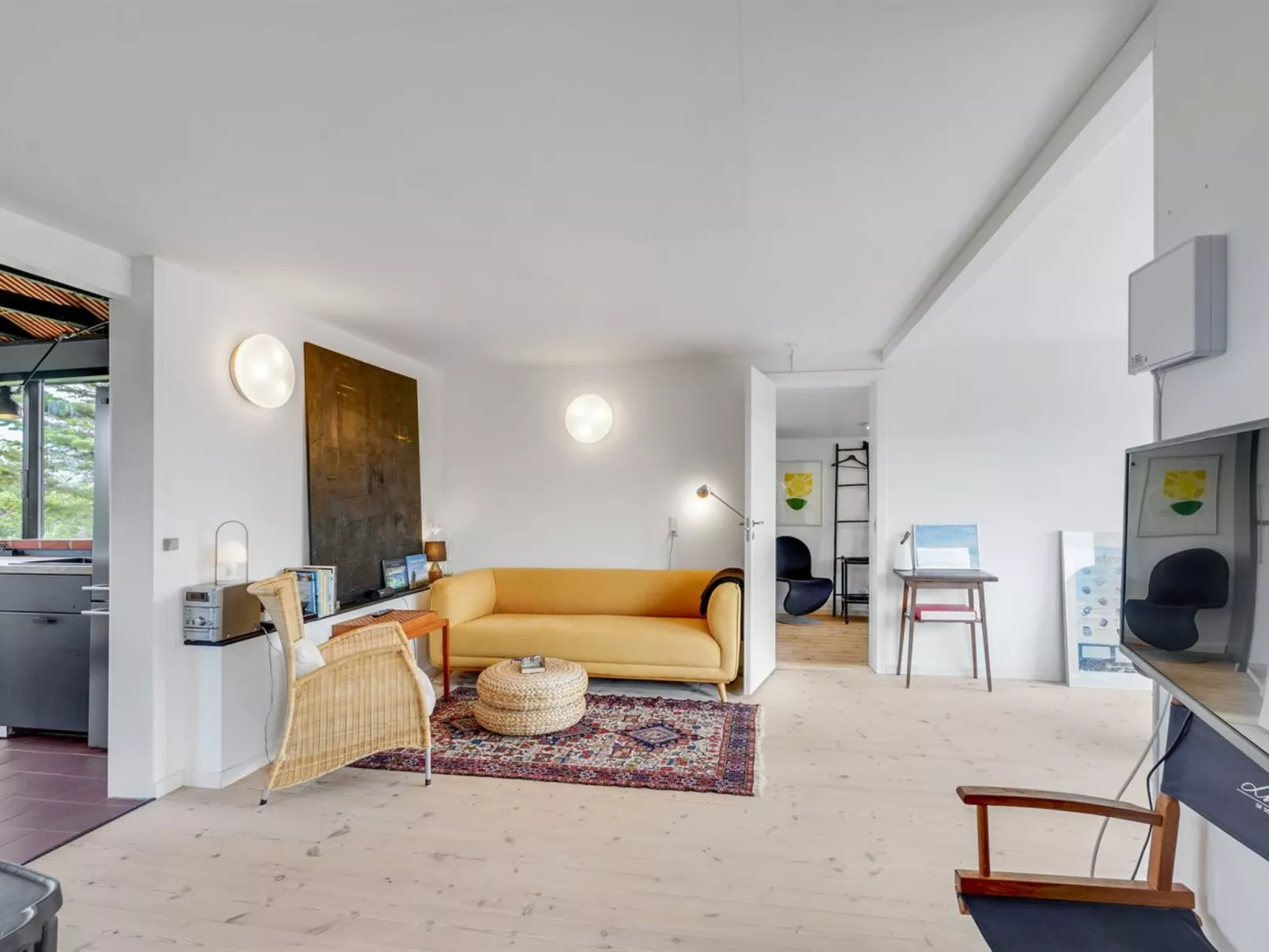 "Lok" - 90m to the fjord-Binnen