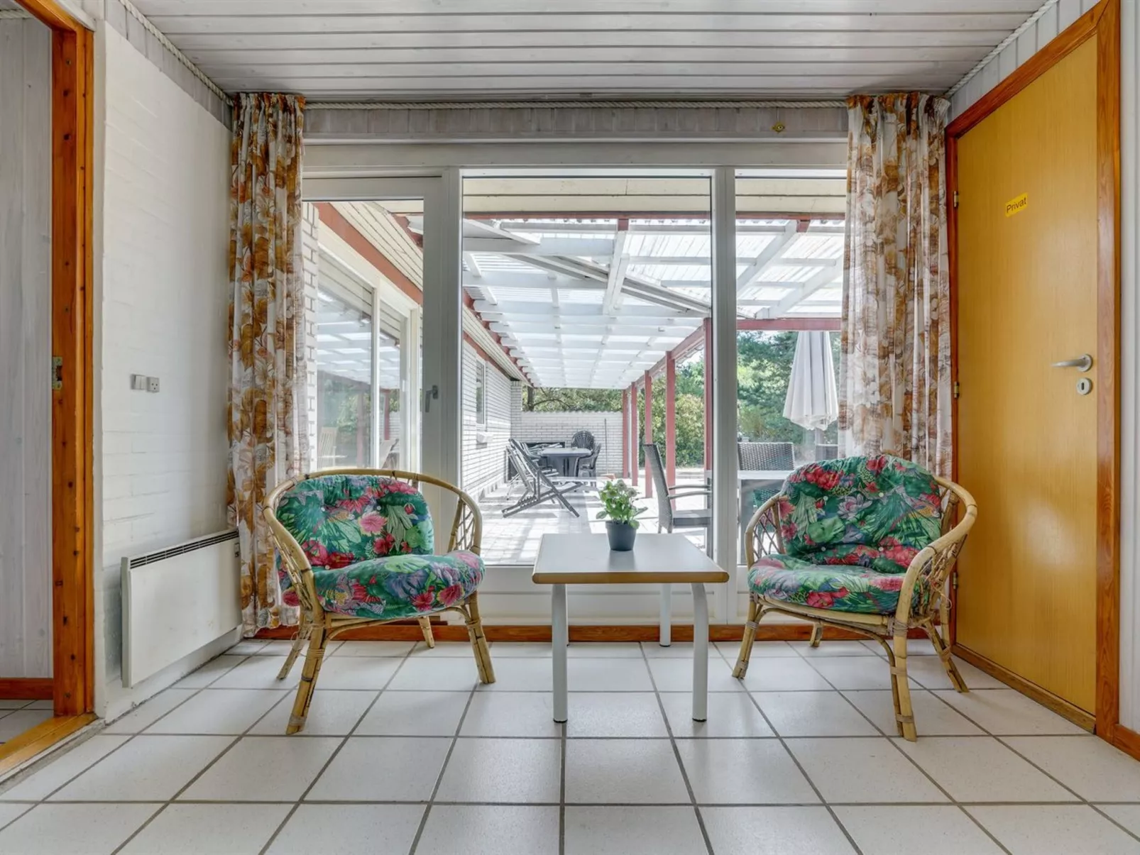 "Sitta" - 400m from the sea-Binnen