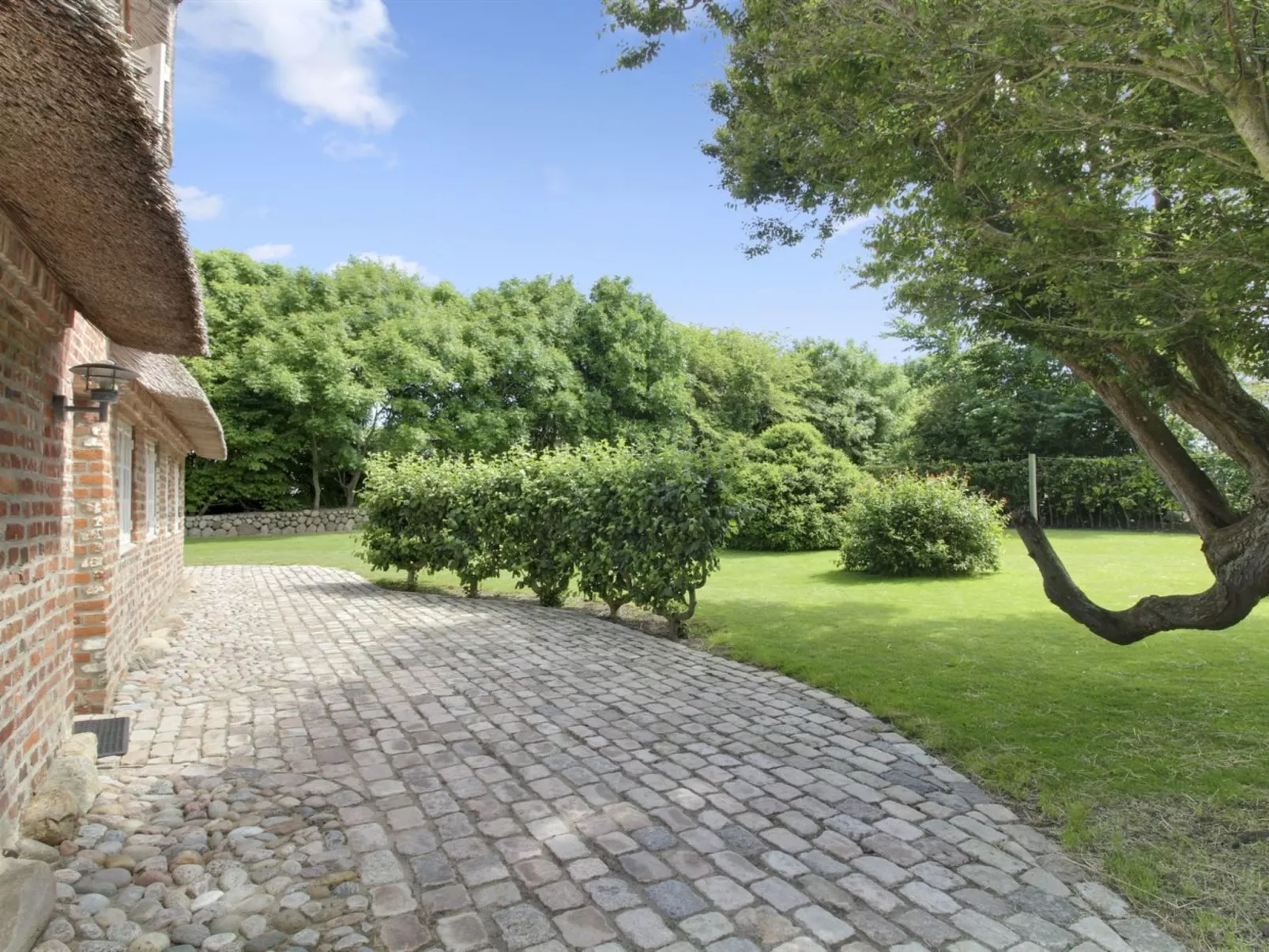 "Ingulf" - 18km from the sea-Buiten