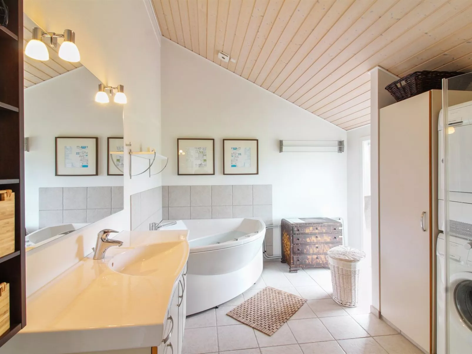 "Bengt" - 1km from the sea-Binnen