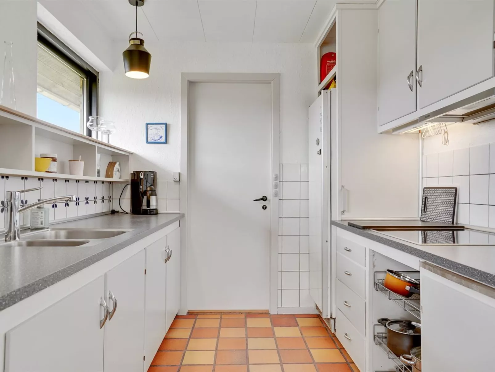 "Kalist" - 50m from the sea-Binnen