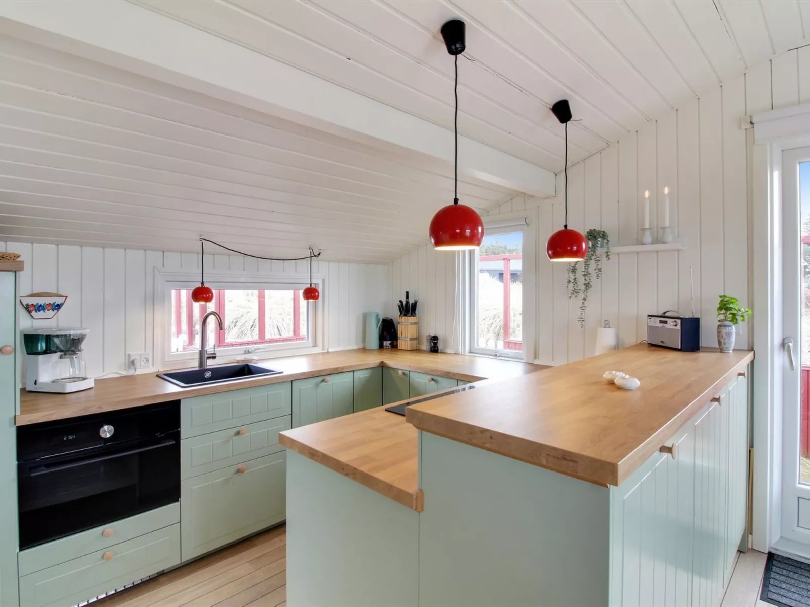 "Marius" - 200m from the sea-Binnen