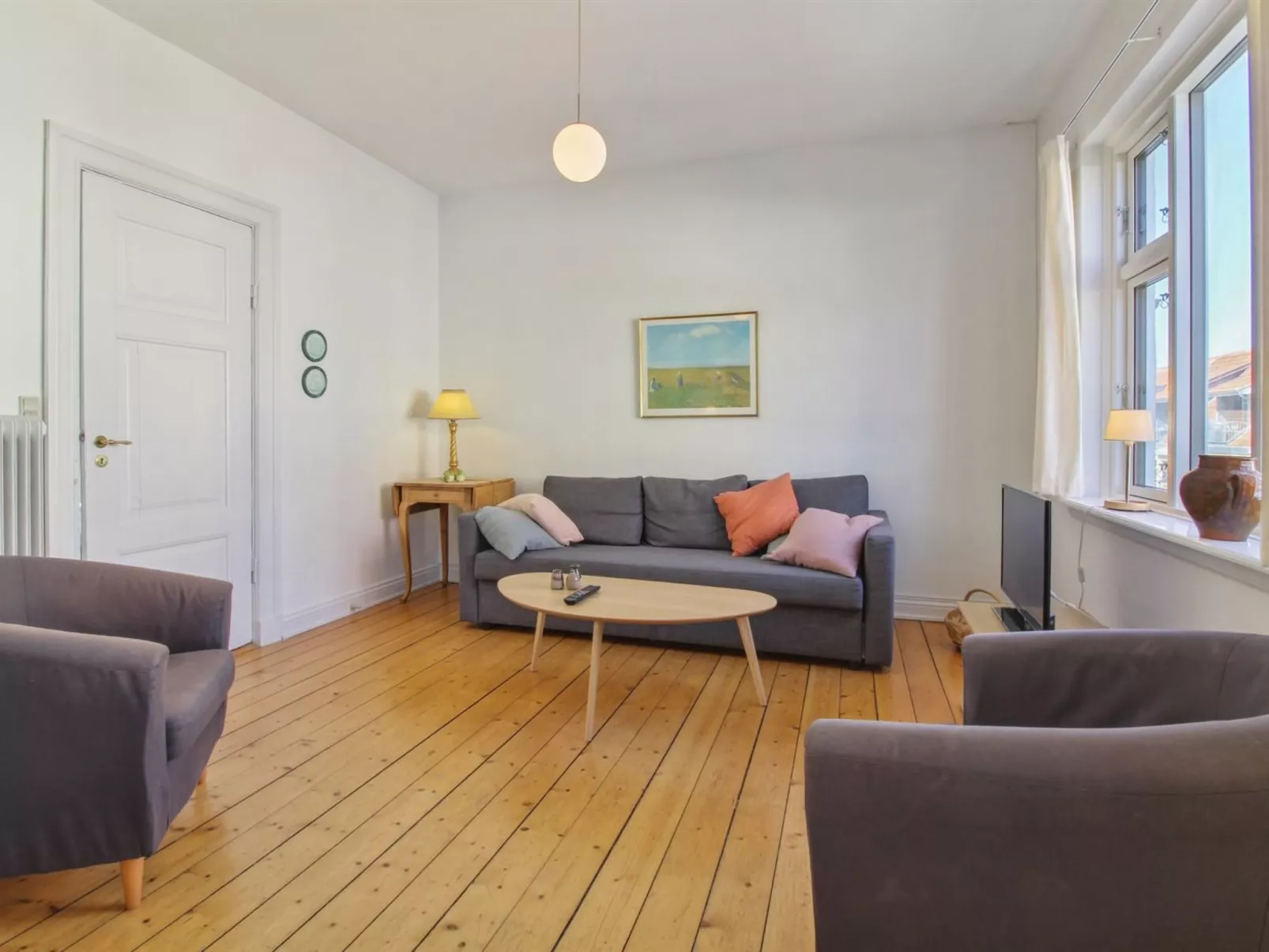 "Gyrth" - 250m from the sea-Binnen