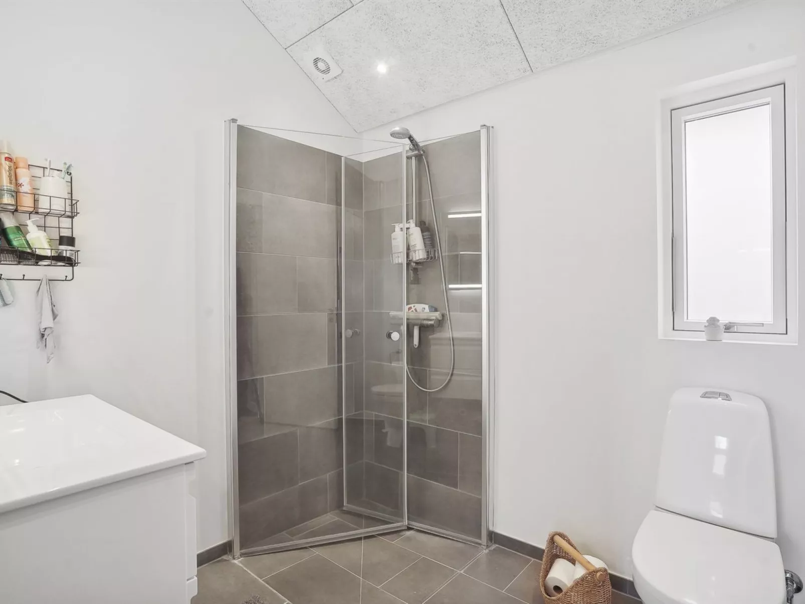 "Gunholm" - 150m from the sea-Binnen