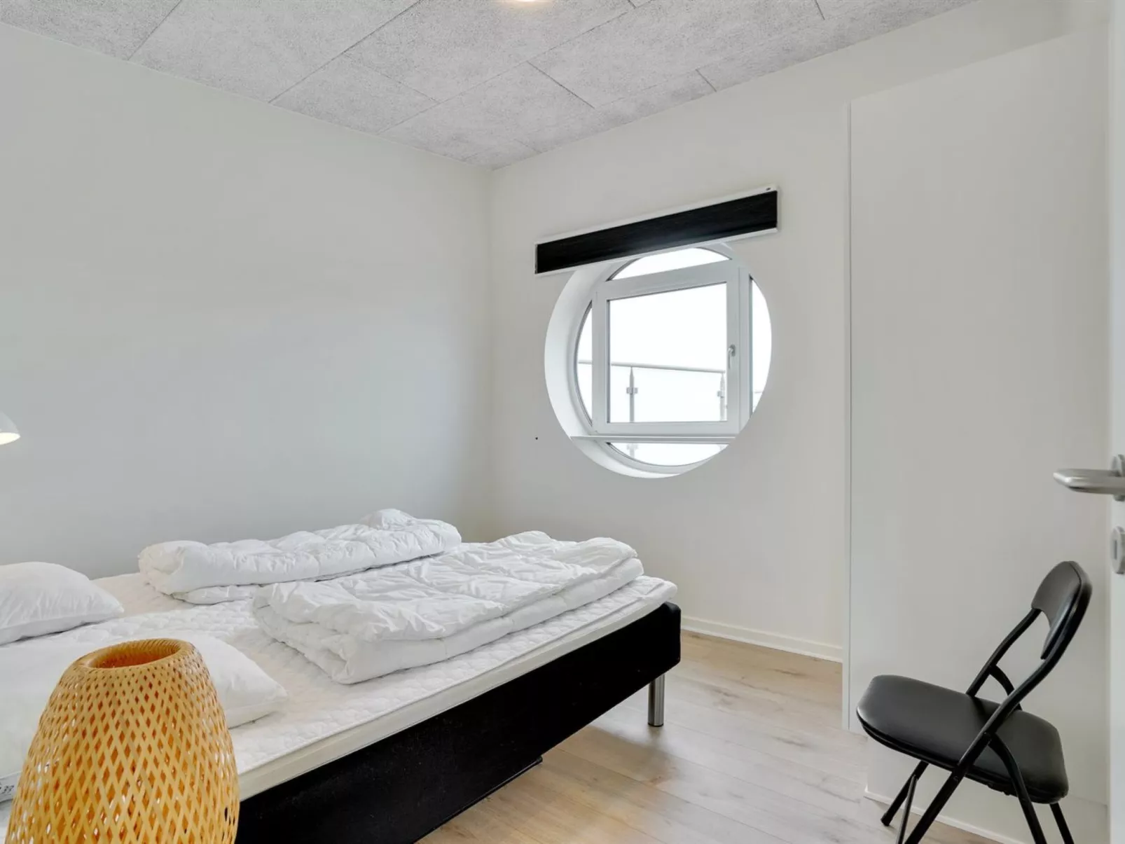 "Geraldine" - 250m from the sea-Binnen