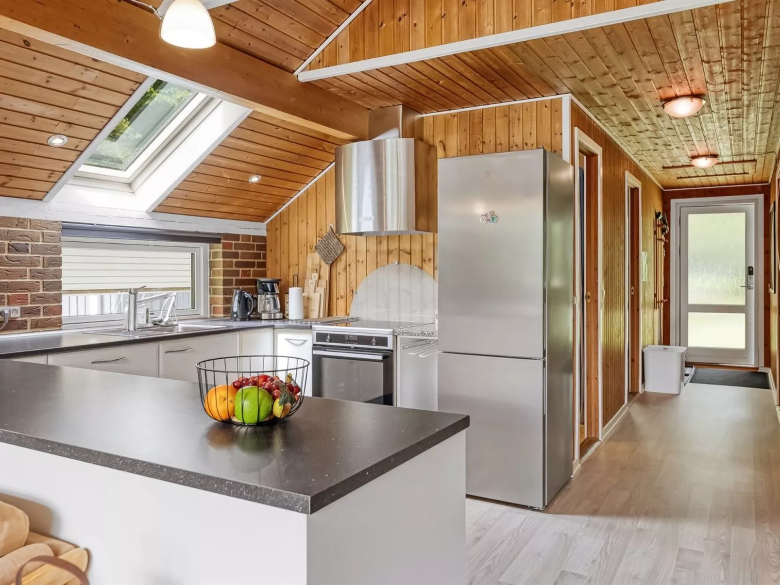 "Pance" - 20km to the fjord-Binnen