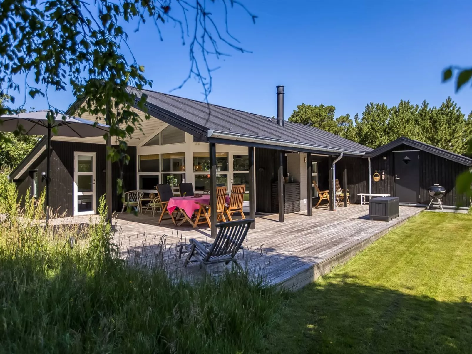 "Laerke" - 1.8km from the sea-Buiten