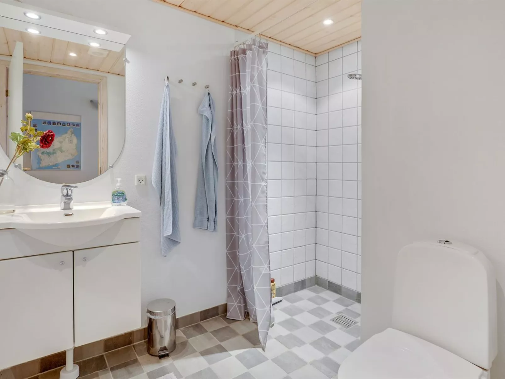 "Allette" - 10m from the sea-Binnen