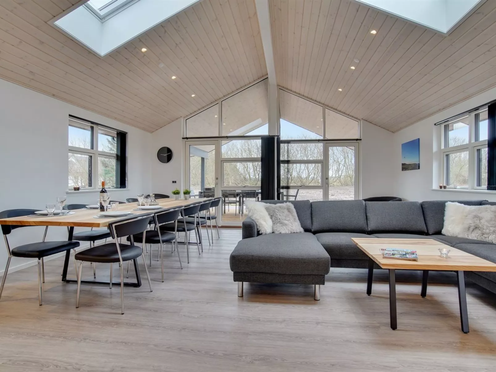 "Amitola" - 700m from the sea-Binnen